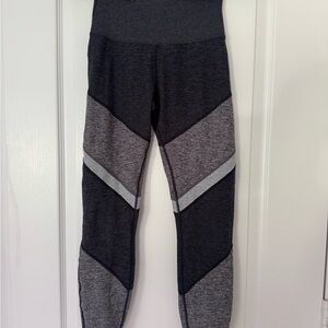 ALO Black and Gray Colorblock High Rise Leggings